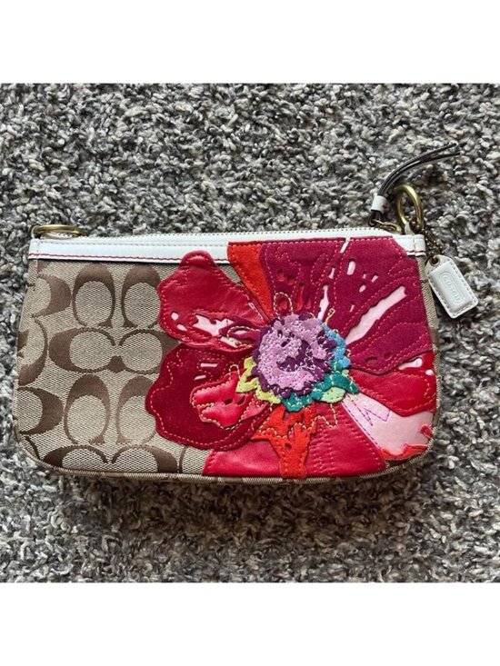 Coach Handbags - Coach Signature Poppy Applique Wristlet Rare Floral Luxury